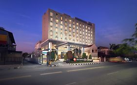 Best Western Plus Coco Palu